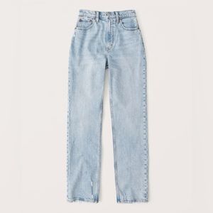 Abercrombie Women’s Curve Love Ultra High Rise 90s Straight Jean